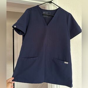 FIGS Casma Scrub Top. Navy Blue. Size small.